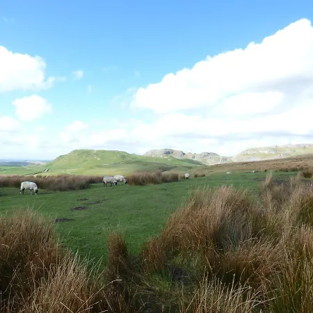 4 Old School Close Settle